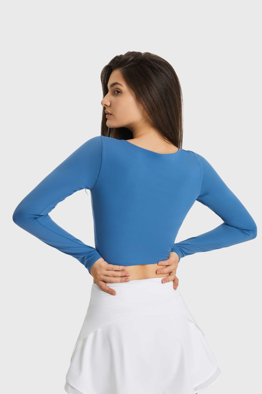 Cutout Long Sleeve Cropped Sports Top