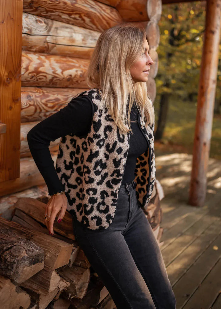 Marley - Stylish leopard-print gilet