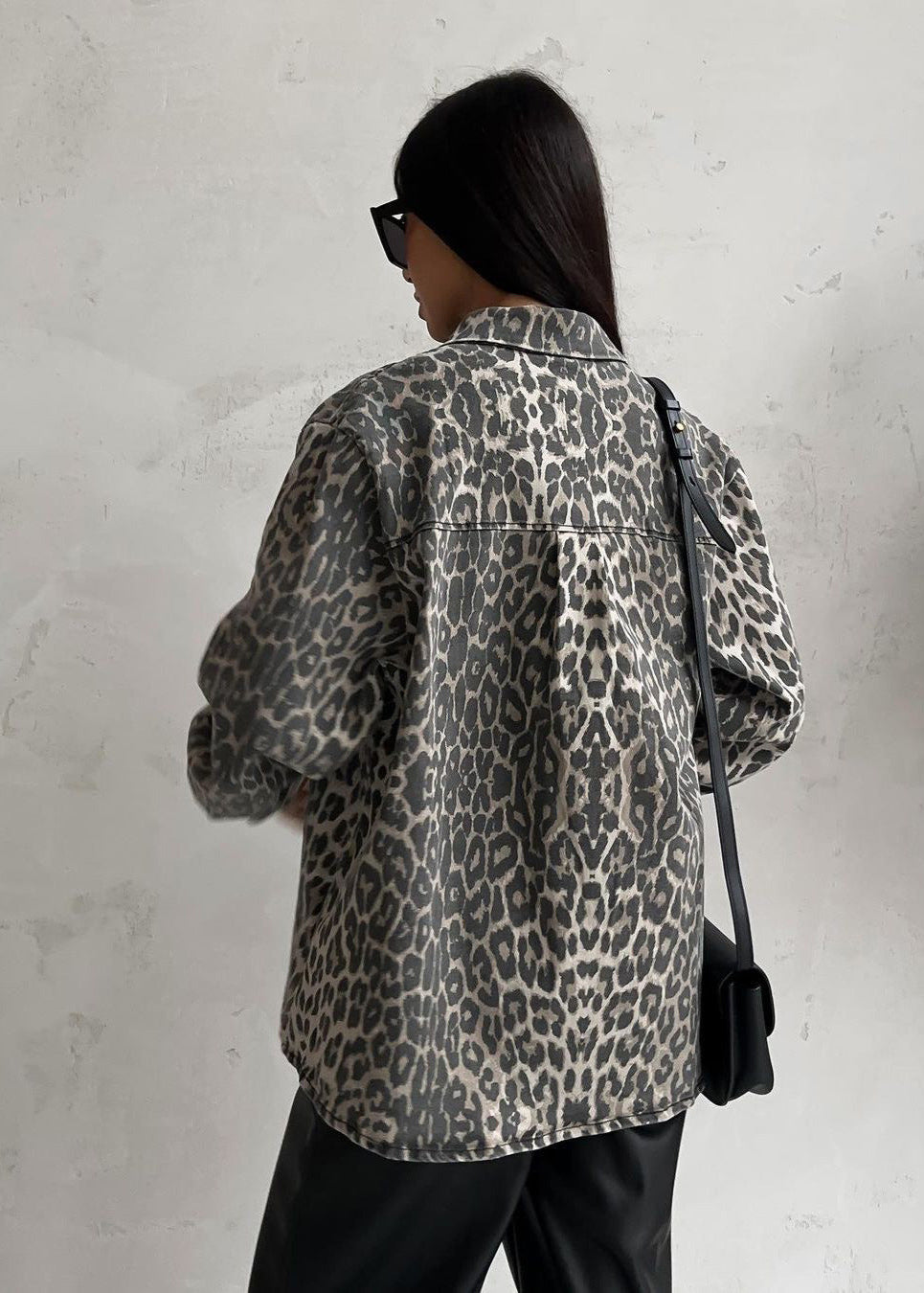 Sarah - Stylish Leopard Shacket