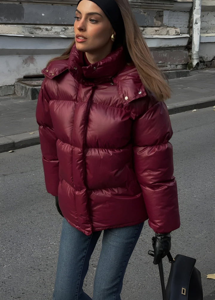 Wendy - Stylish in Bordeaux Red