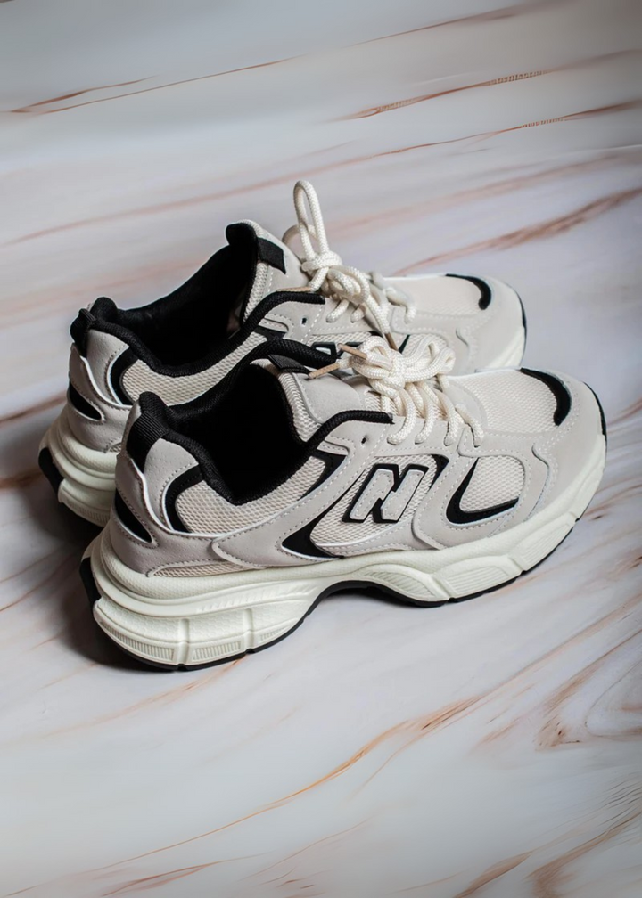 Evy - The Must-Have Sneaker