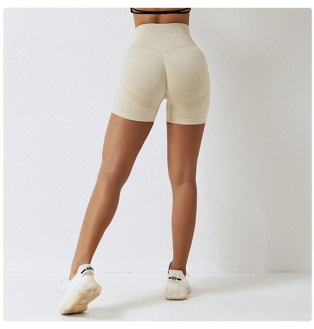 Seamless Peach Hip-Lifting High Waist Shorts